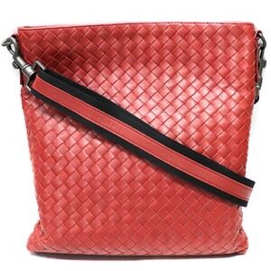Bottega Veneta Intrecciato Shoulder Bag Red